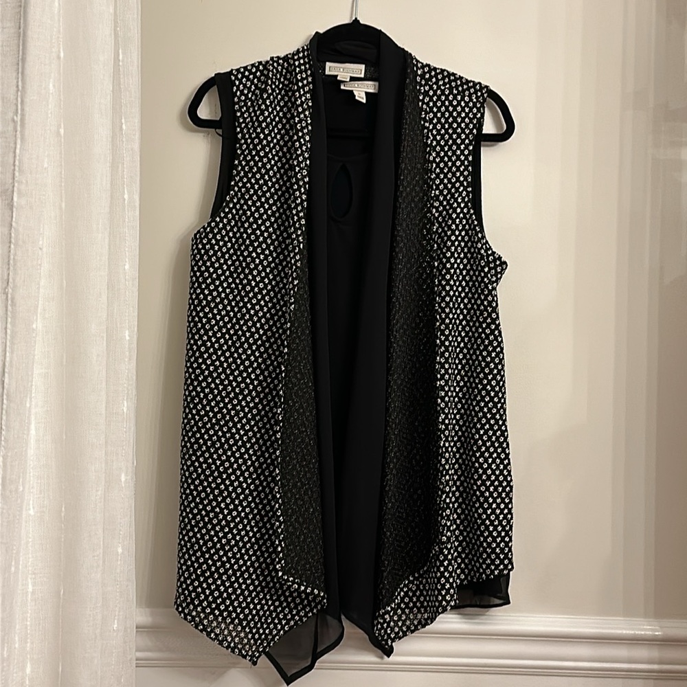 Dana Bauchman. XL polyester dress vest.
